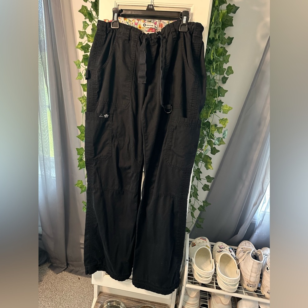 black small regular scrub pants! brand: koi